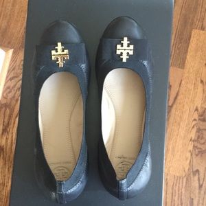 Tory Burch black shoes with gold detail size 9